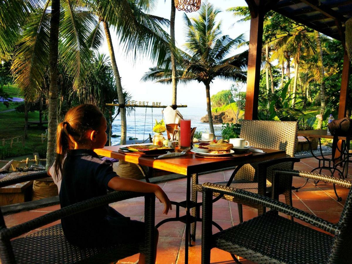Gajah Mina Beach Resort Selemadeg  Exteriér fotografie